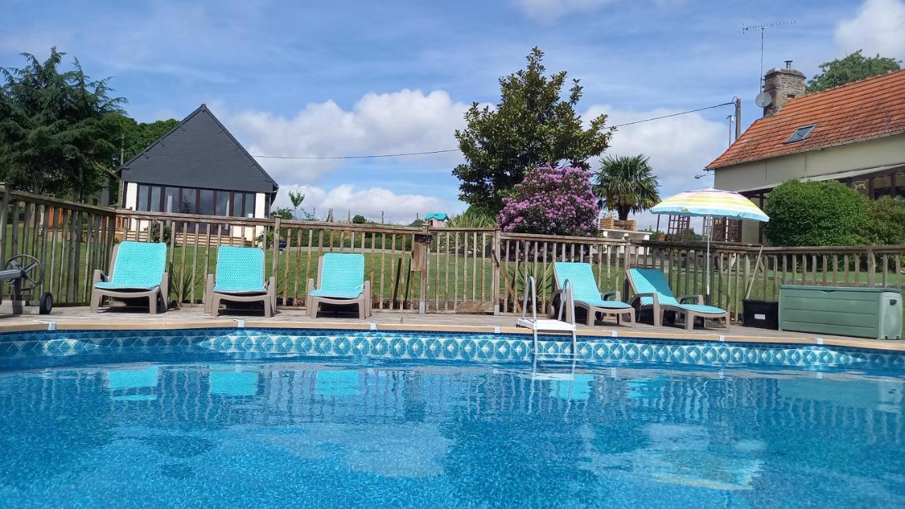 La Gasteboisiere With Swimming Pool And Games Room Le Mesnil-Adelee Dış mekan fotoğraf